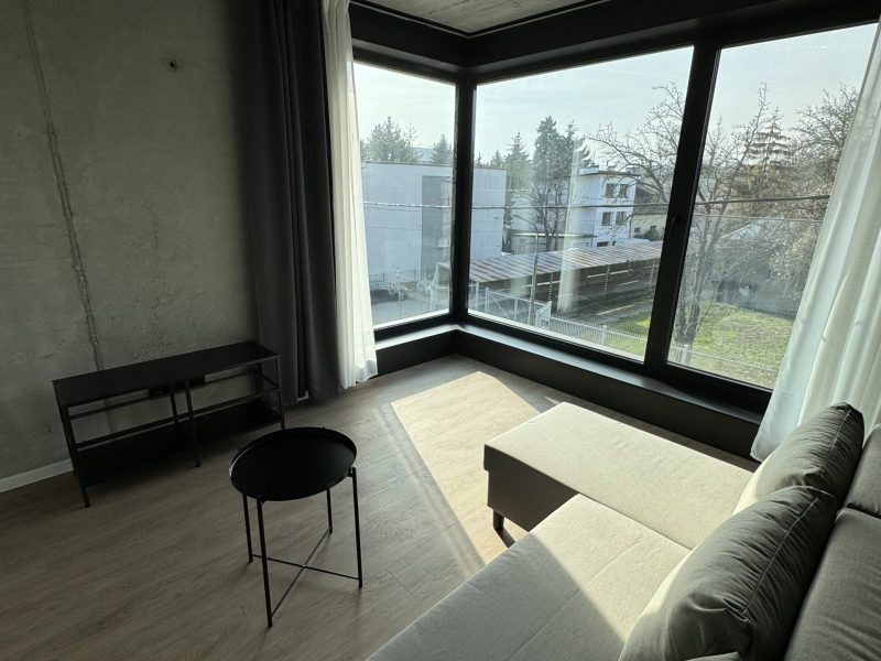 20240315_133601059_iOS